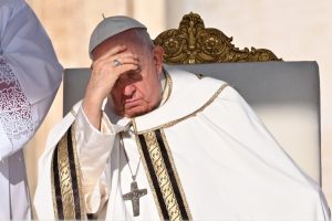 ‘O mundo está desmoronando’, alerta papa em novo texto sobre mudança climática