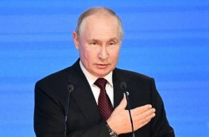 Putin anuncia candidatura à presidência na eleição de 2024