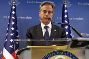 Israel terá dos EUA 'o que precisar para se defender', diz Blinken