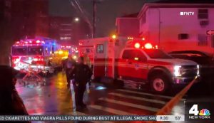 Homem mata 4 parentes e fere 2 policiais em Nova York