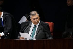 Dino nega pedido de habeas corpus de Filipe Martins, ex-assessor de Bolsonaro