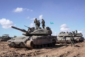 Israel anuncia que ‘intensificará’ suas operações em Rafah
