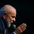 Lula diz que projeto que iguala aborto a homicídio é uma ‘insanidade’