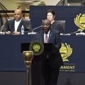 Cyril Ramaphosa é reeleito presidente da África do Sul após alcançar um acordo de coalizão