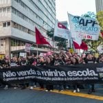 Professores da rede pública do Paraná decidem encerrar greve