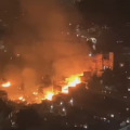 Grande incêndio atinge dezenas de casas em favela na Zona Sul de São Paulo