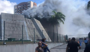 Incêndio atinge a Assembleia Legislativa do Ceará