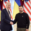 Biden e Zelensky vão assinar acordo de segurança EUA-Ucrânia durante cúpula do G7