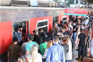 Privatização de novas linhas de trens avança em São Paulo