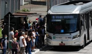 Motoristas decidem suspender greve de ônibus em São Paulo